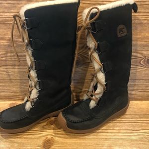 Size 8 Sorel Chugalug tall boots